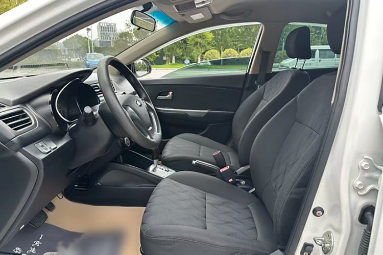 Used Kia K2 2015 Sedan 1.4L Automatic GLS
