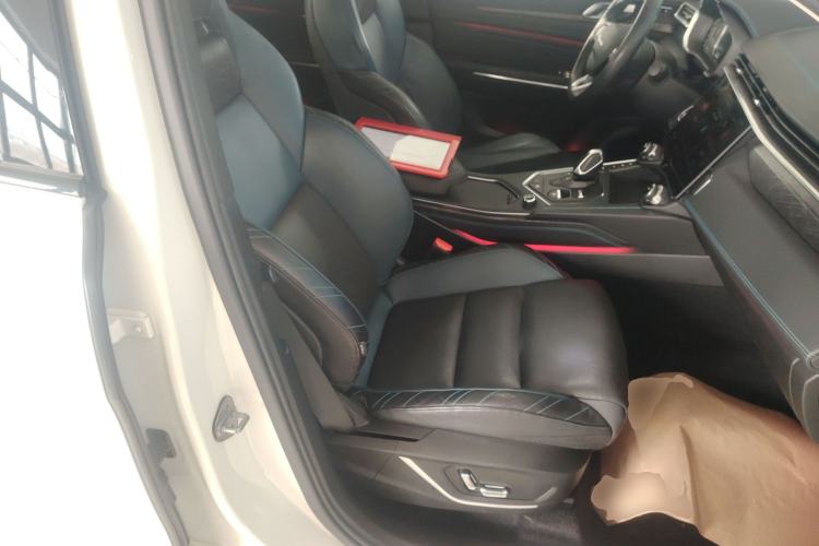 Used Lynk & Co 05 2022 2.0T Two-Wheel Drive Shine Halo
