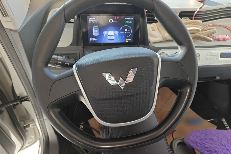 Used Wuling Hongguang MINIEV 2022 Macaron Fashion Model Lithium Iron Phosphate