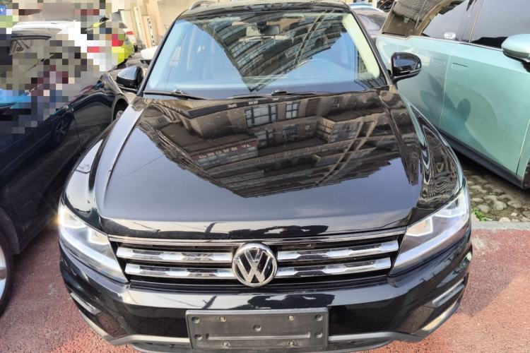 Used Volkswagen Tiguan L 2019 330TSI Automatic Two-Wheel Drive Panoramic Comfort Edition China VI Standard
