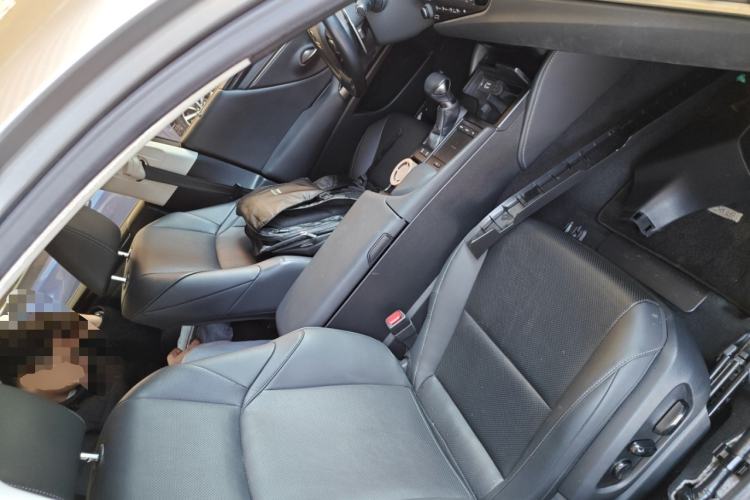 Used Lexus ES 2020 200 Excellence Edition
