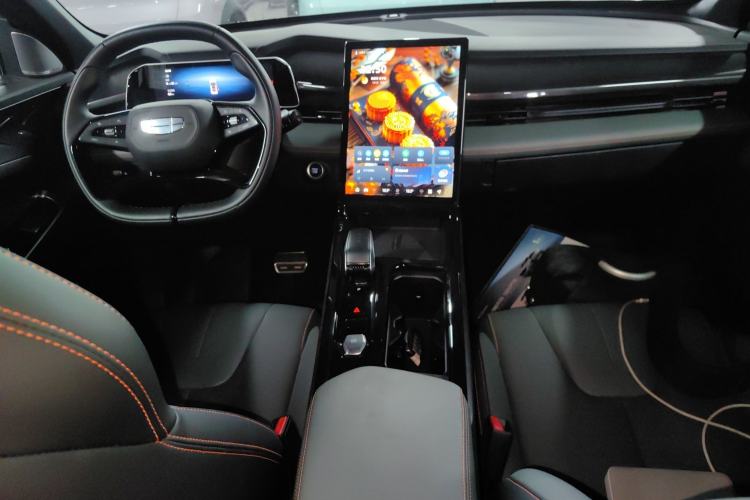 Used Geely Auto Emgrand X7 Sport 2024 1.5TD Prestige Edition
