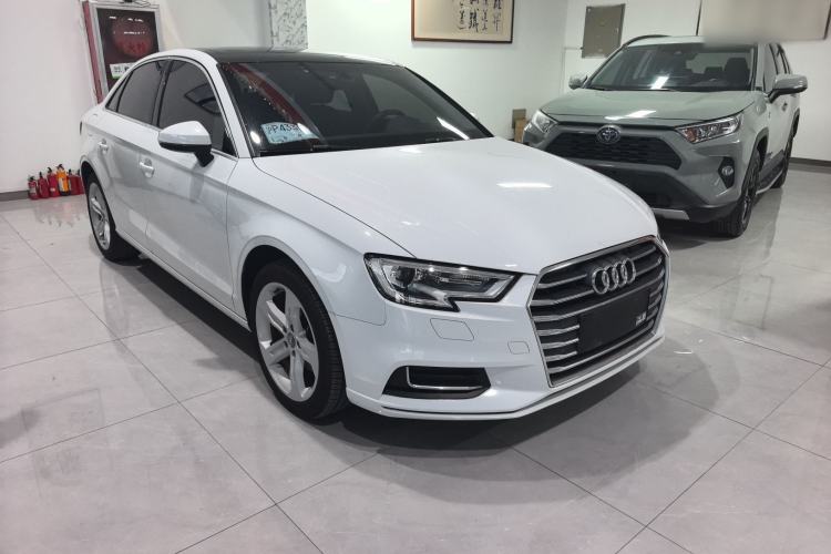 Used Audi A3 2020 Restyled Limousine 35 TFSI Ambition Version China VI
