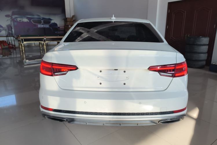 Used Audi A4L 2019 40 TFSI Fashion Version China V