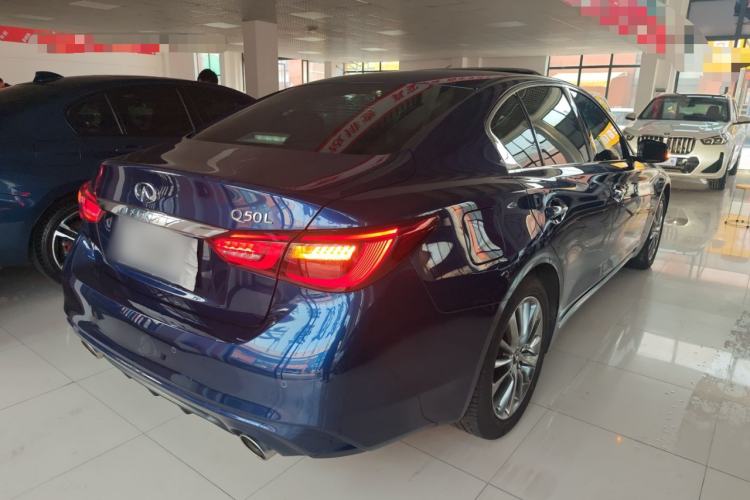 Used Infiniti Q50L 2018 2.0T Enjoyment Version China VI Standard