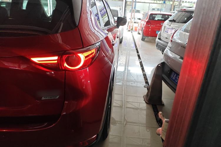 Used Mazda CX-5 2020 2.0L Automatic Two-Wheel Drive Smart Version
