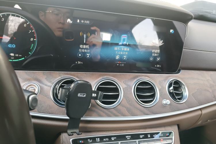 Used Mercedes-Benz E-Class New Energy 2022 E 350 e L Plug-in Hybrid Sedan
