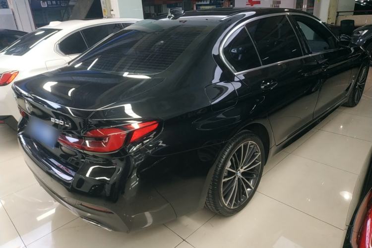 Used BMW 5 Series 2022 Second Facelift 530Li Leading Edition M Sport Package