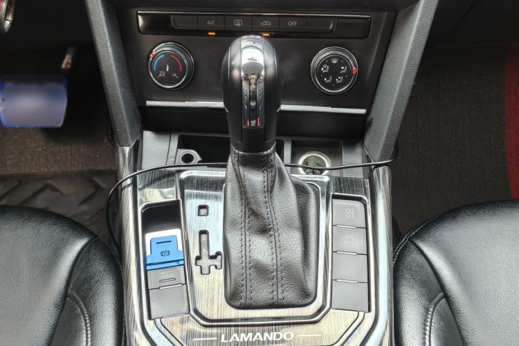 Used Volkswagen Lamando 2021 230TSI DSG Fashion Edition
