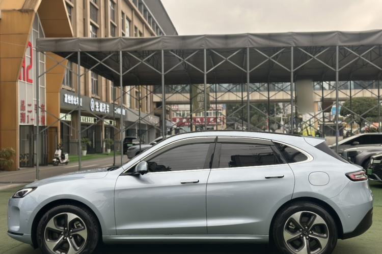 Used Hima AITO M5 2023 Extended-Range Rear-Drive Standard Version
