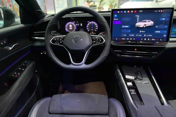 Used Volkswagen Passat 2025 Pro 380TSI Starry Dragon Luxury Edition
