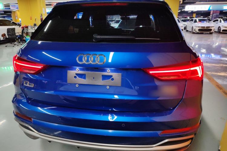 Used Audi Q3 2021 35 TFSI Fashion Dynamic Model