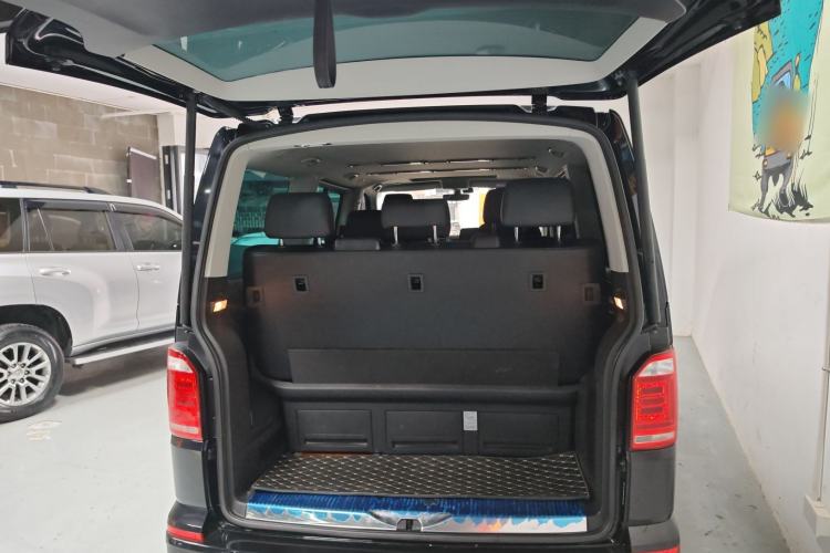 Used Volkswagen Multivan 2017 2.0 TSI 4x4 Prestige Edition 7-Seater
