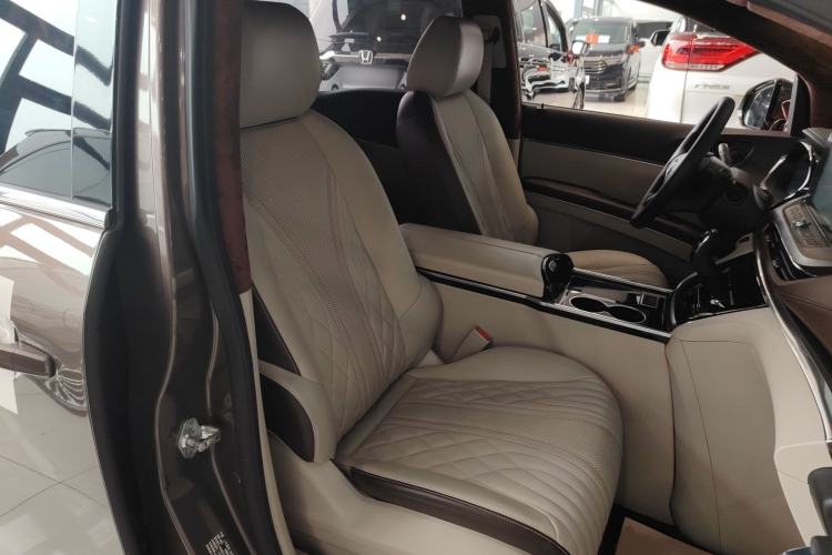 Used Buick GL8 2022 Land Cruiser Executive Class 652T Comfort Model