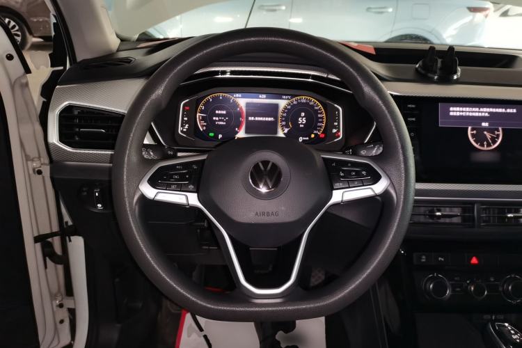 Used Volkswagen Tacqua 2023 200TSI DSG Joy-Connect Edition
