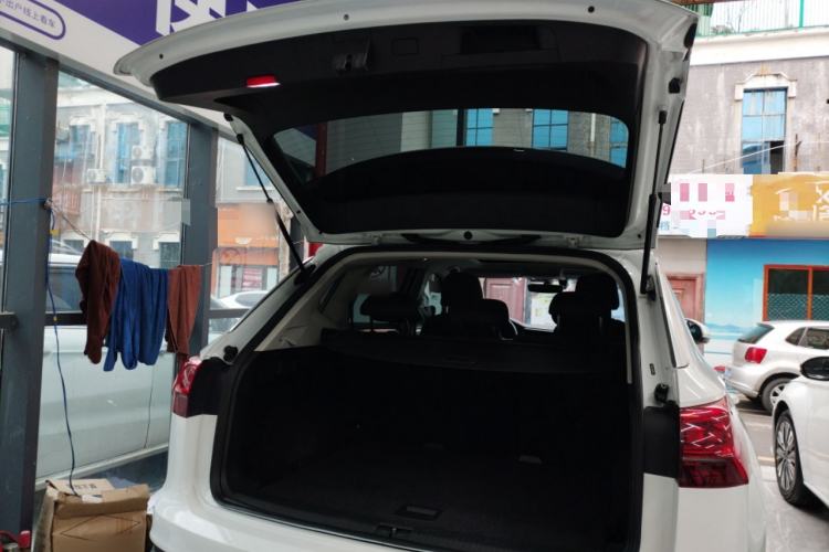 Used Volkswagen Tayron 2020 330TSI Two-Wheel Drive Luxury Smart Connectivity Version
