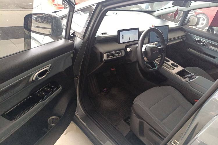 Used AION Y 2023 Plus 510 Enjoy Edition
