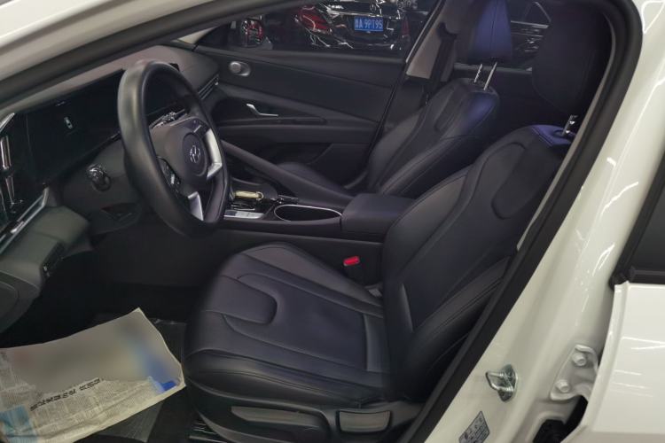 Used Hyundai Elantra 2022 1.5L CVT GLS Leading Edition
