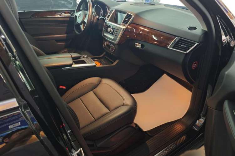 Used Mercedes-Benz M-Class 2012 ML 350 Sport Edition
