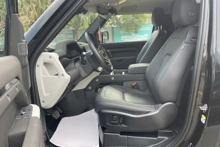 Used Land Rover Defender 2023 90 3.0T P400 XS
