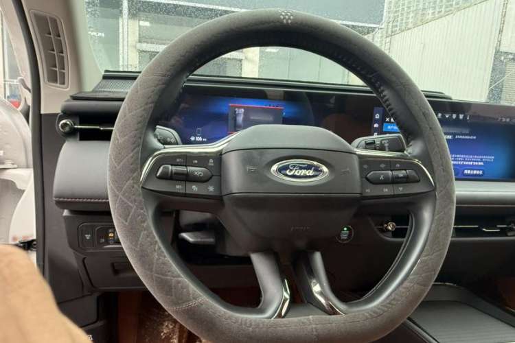 Used Ford Mondeo 2023 EcoBoost 180 Luxury Model
