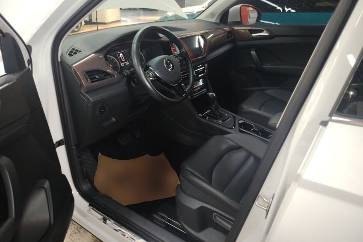 Used Volkswagen Tharu 2021 280TSI Two-Wheel-Drive Luxury Edition
