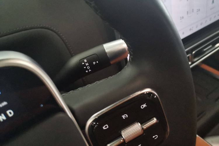 Used Li Auto L8 2023 Pro Model
