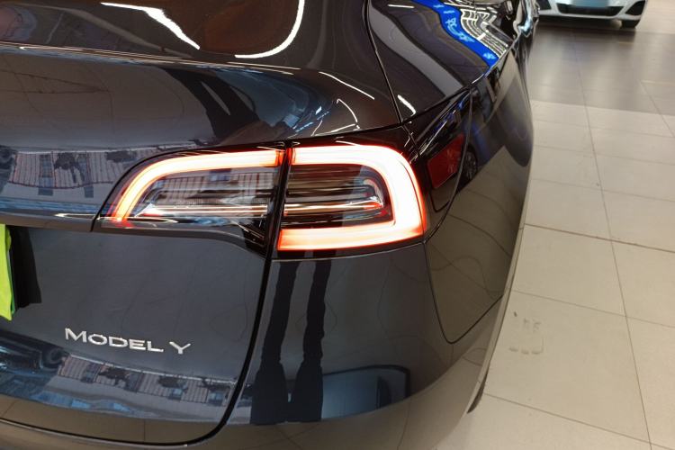 Used Tesla Model Y 2024 Rear-Wheel-Drive Version