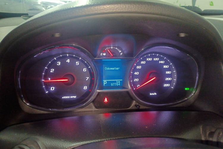 Used Chevrolet Captiva 2015 2.4L Two-Wheel Drive Urban Version 5 Seats
