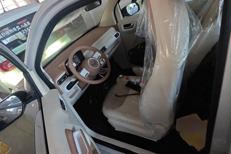 Used Wuling Hongguang MINIEV 2024 3rd Generation 215km Youth Edition