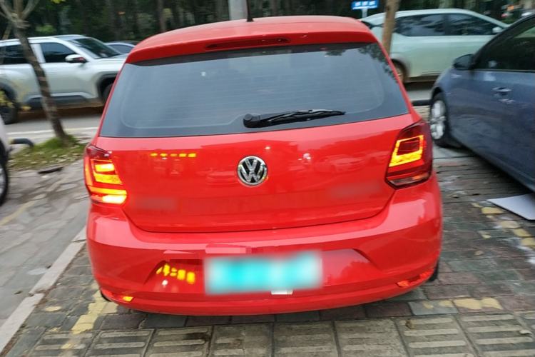 Used Volkswagen Polo 2014 1.6L Automatic Comfort Edition
