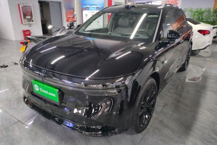 Used Zeekr 7X 2025 100 kWh Long-Range Rear-Wheel Drive with Intelligent Driving Features