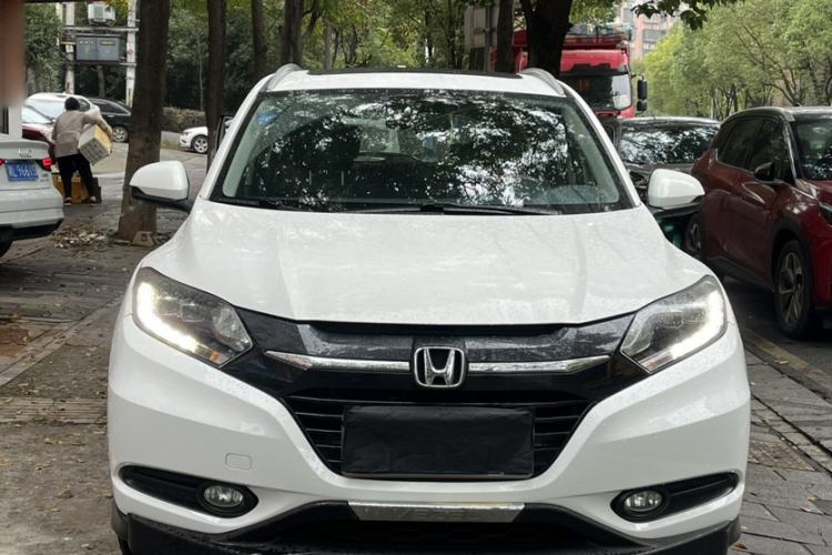 Used Honda Vezel 2017 1.8L CVT Front-Wheel Drive Pioneer Edition