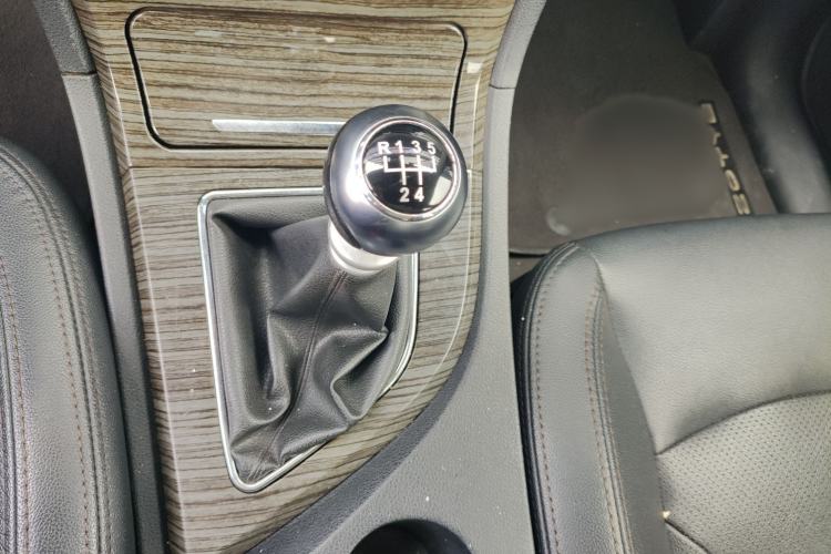 Used Zotye T600 2015 1.5T Manual Flagship Model
