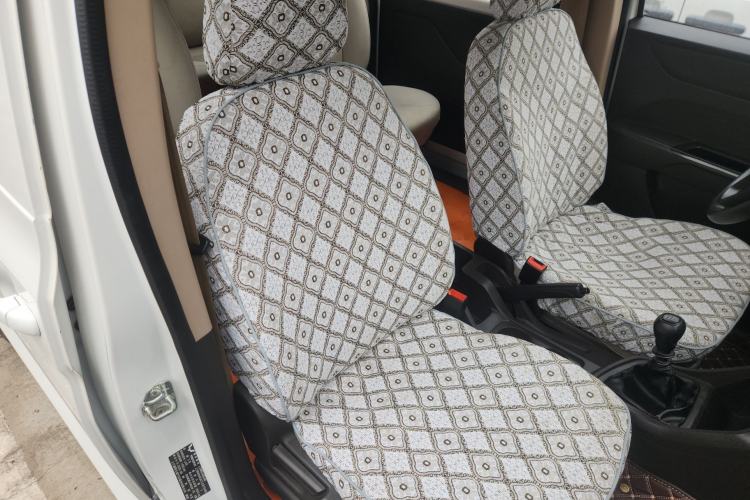 Used Wuling Hongguang V 2019 1.5L Enjoyment Version China VI LAR
