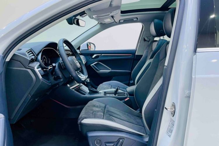 Used Audi Q3 2020 35 TFSI Fashion Dynamic Model