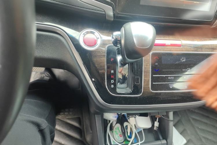 Used Honda Odyssey 2015 2.4L Smart Edition