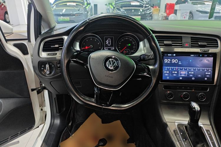 Used Volkswagen Golf 2014 1.6L Automatic Comfort Model
