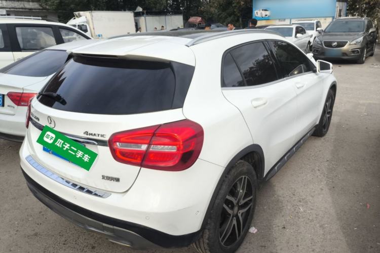 Used Mercedes-Benz GLA 2016 GLA 220 4MATIC Fashion Edition
