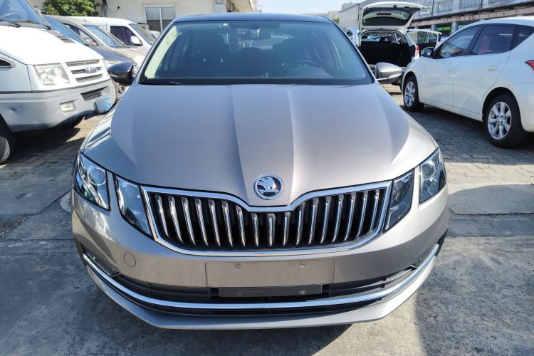 Used Skoda Octavia 2018 TSI230 DSG Luxury Edition
