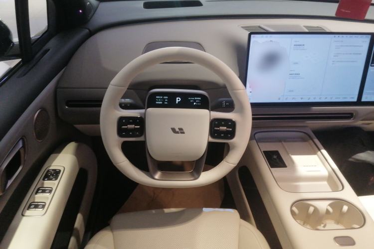 Used Li Auto Li Auto i6 2025 Model Two-Wheel-Drive Standard Type
