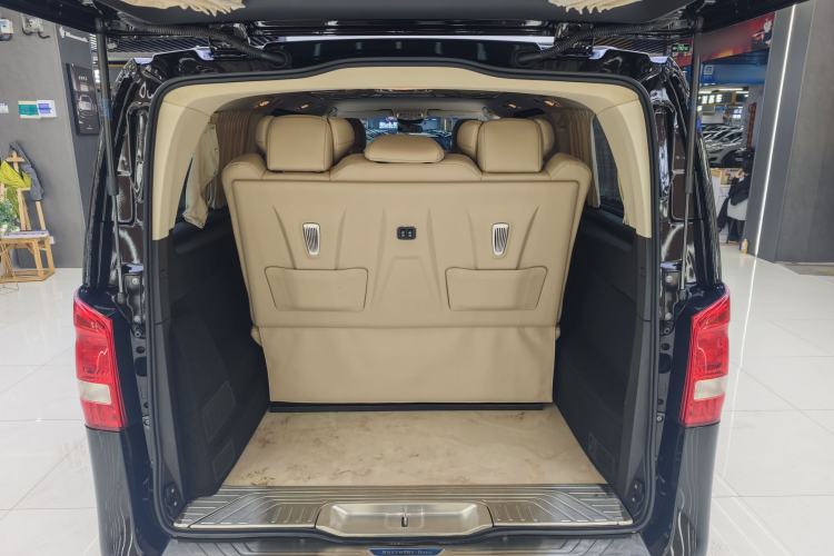 Used Mercedes-Benz Vito 2023 2.0T Business Version 7 Seats