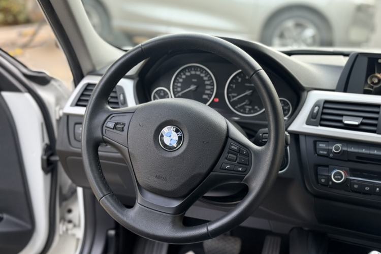 Used BMW 3 Series 2015 320Li Fashion Model