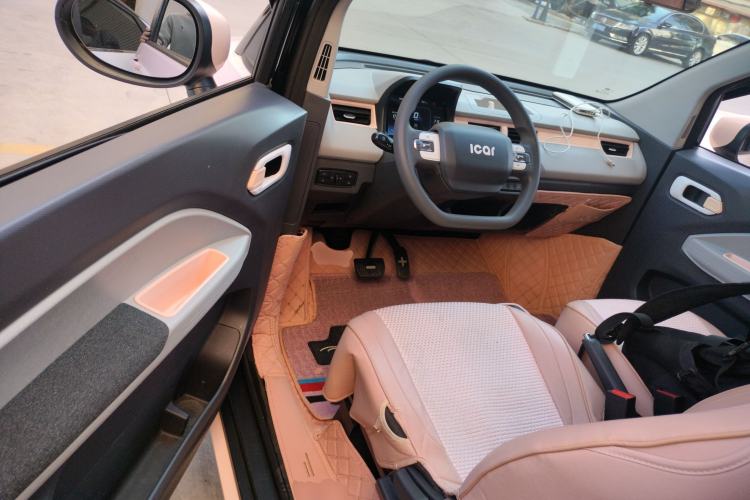 Used Chery QQ Ice Cream 2022 120km Conical Shape Lithium Iron Phosphate
