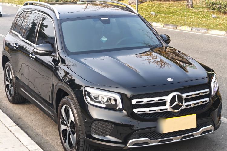 Used Mercedes-Benz GLB 2022 Updated GLB 200 Fashion Edition

