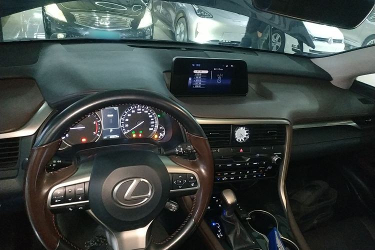 Used Lexus RX 2016 300 4x4 Elegant Edition China VI
