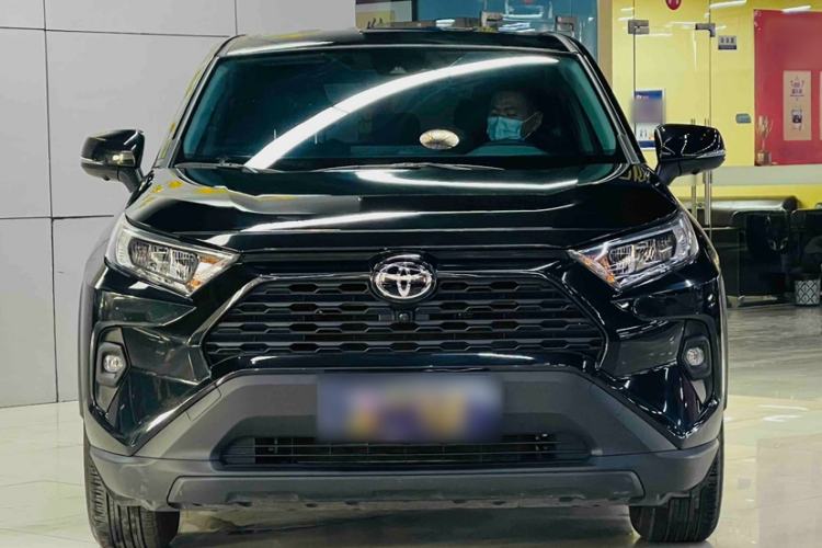 Used Toyota RAV4 2024 2.0L CVT Two-Wheel Drive Urban Edition
