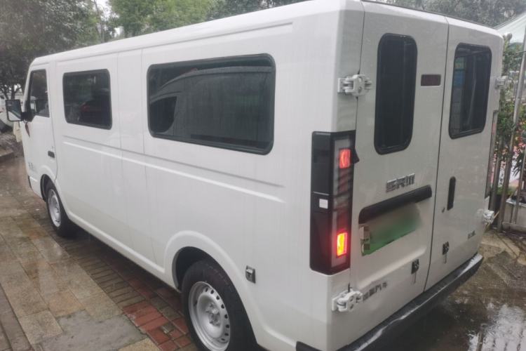 Used SRM New Energy E3L 2024 Standard 6-Seater Bus