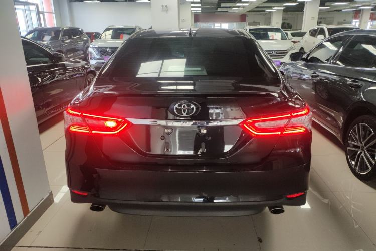 Used Toyota Camry 2021 2.0G Luxury Edition