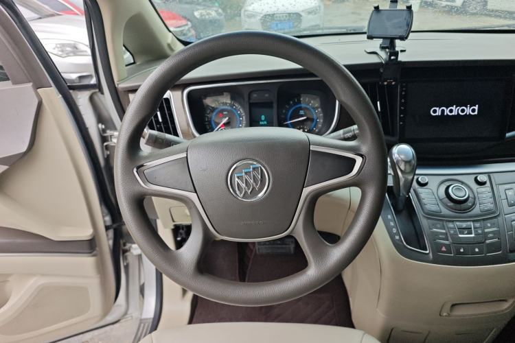 Used Buick GL8 2013 2.4L CT Luxury Business Comfort Edition
